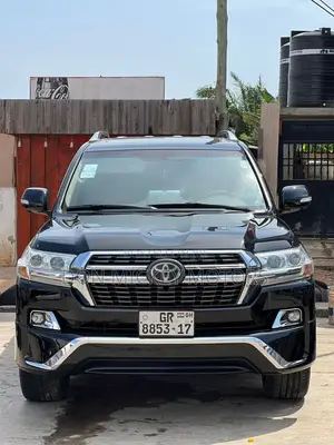 Toyota Land Cruiser 5.7 V8 VXR 2017 Black