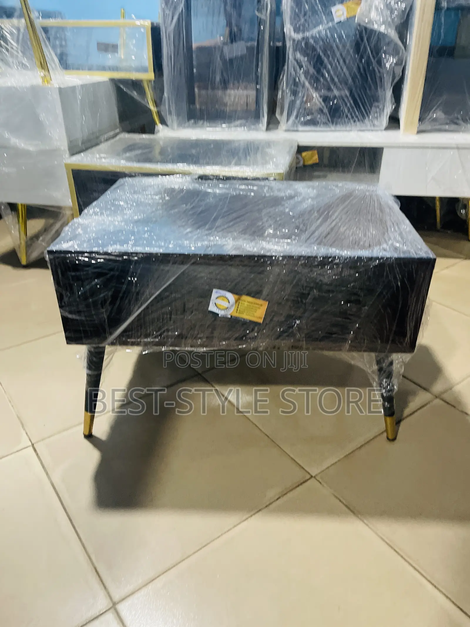 Center Table - C/B