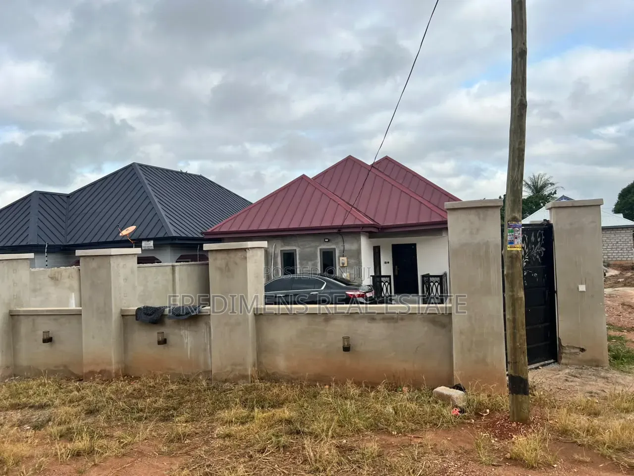 3bdrm House in Fredimens Real, Kumasi Metropolitan for sale
