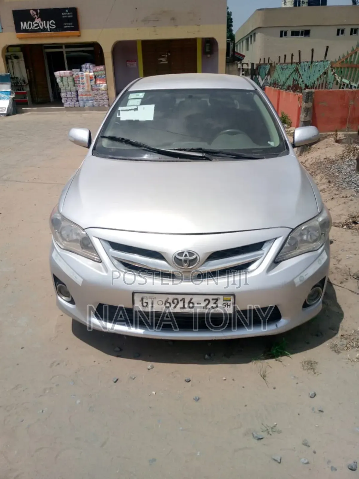 Toyota Corolla LE 4dr Sedan (1.8L 4cyl 4A) 2010 Silver