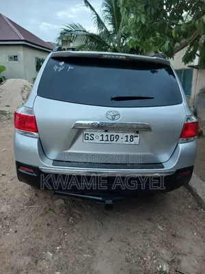 Toyota Highlander 2013 Silver
