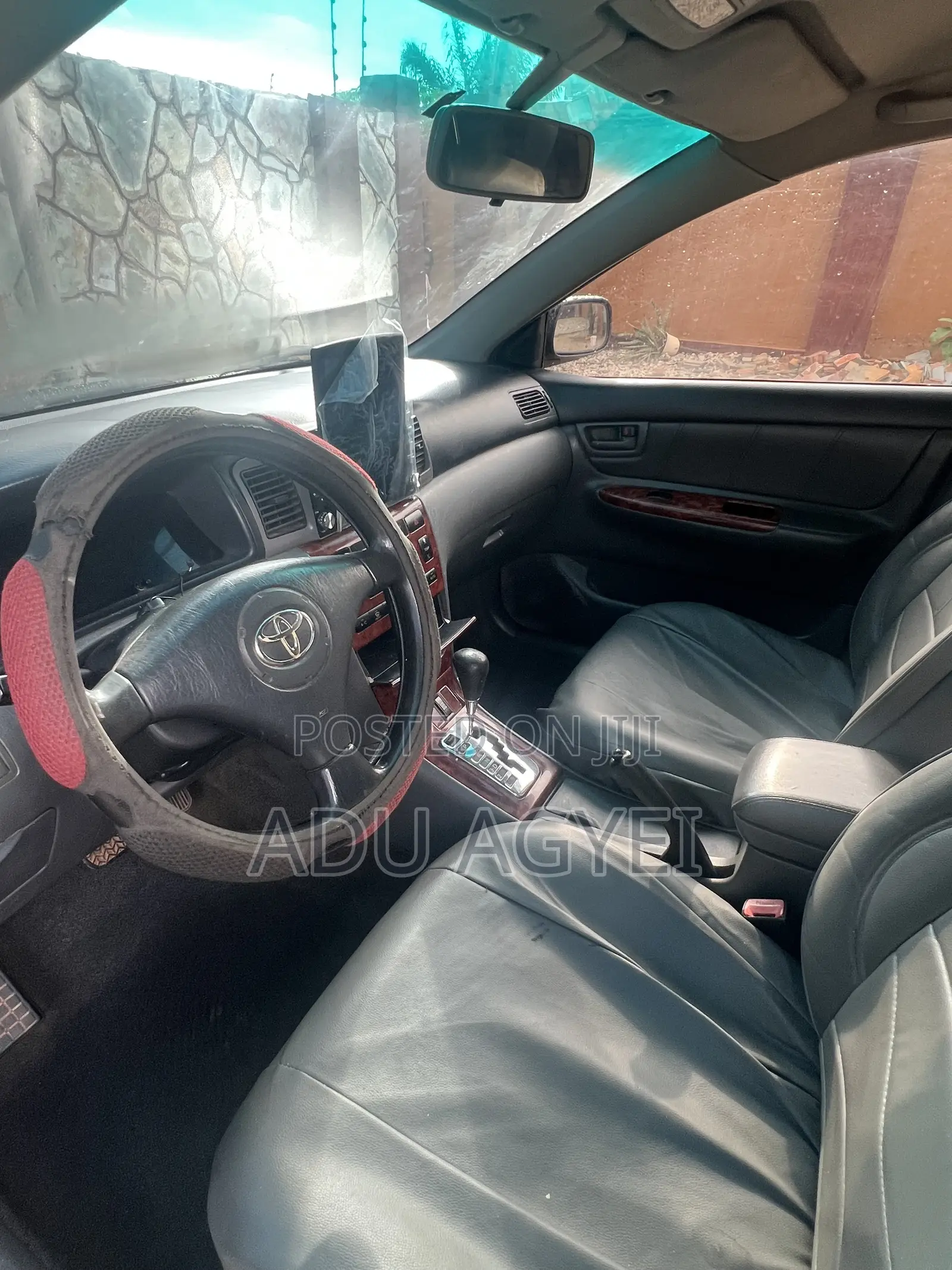 Toyota Corolla LE 4dr Sedan (1.8L 4cyl 4A) 2011 Red