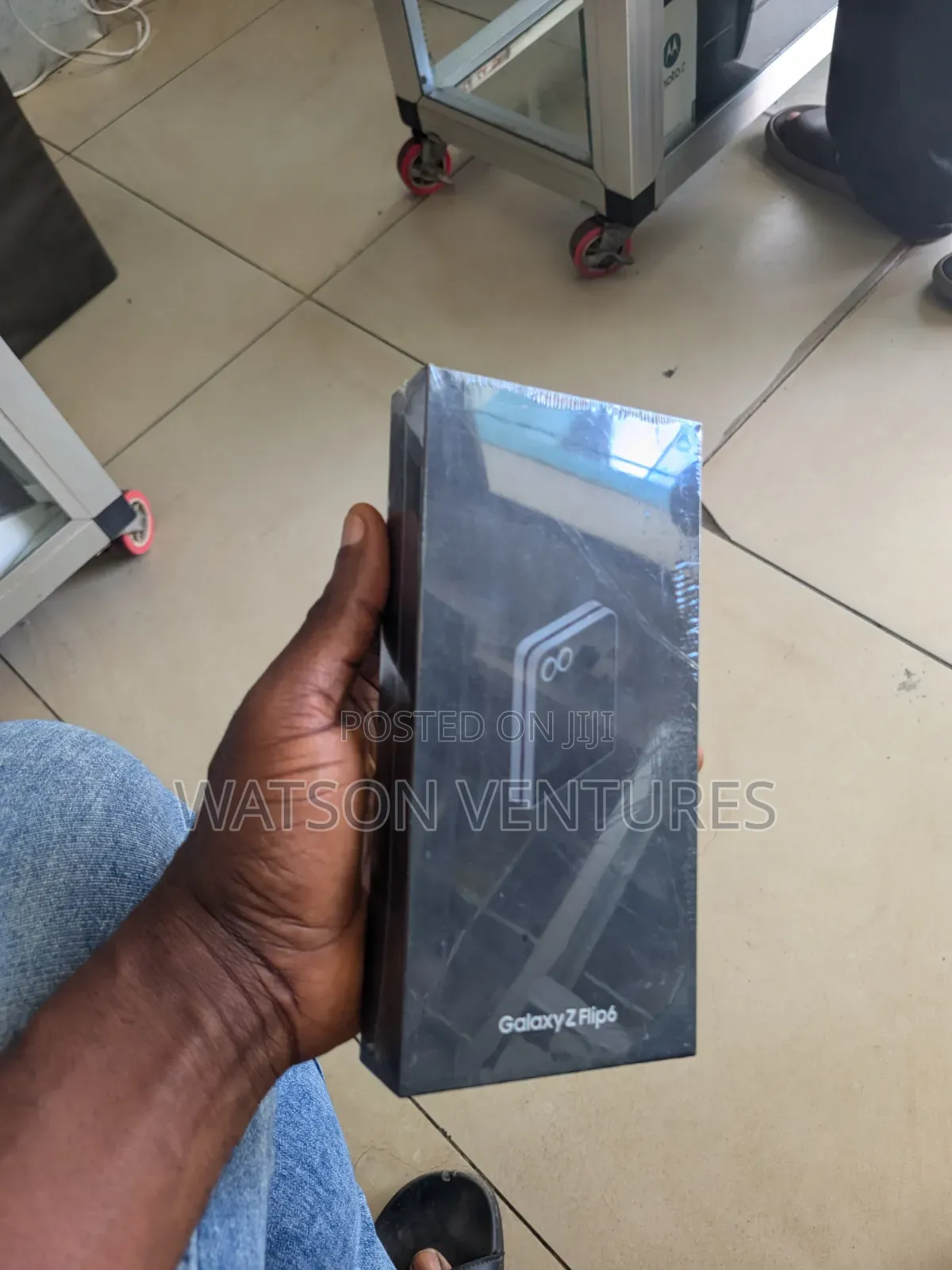 New Samsung Galaxy Z Flip6 256 GB Purple