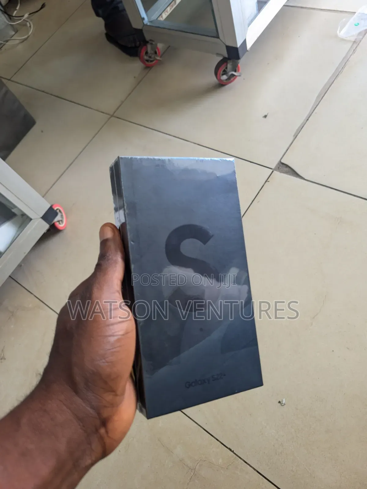 New Samsung Galaxy S22+ 5G 128 GB Rose Gold