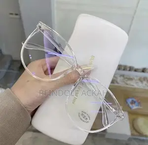 Iltra Light Blue Transparent Glasses