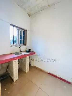 1bdrm Apartment in Oyarifa, Ghana Flag for rent