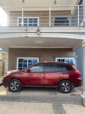 Nissan Pathfinder SV 4x4 2018 Red