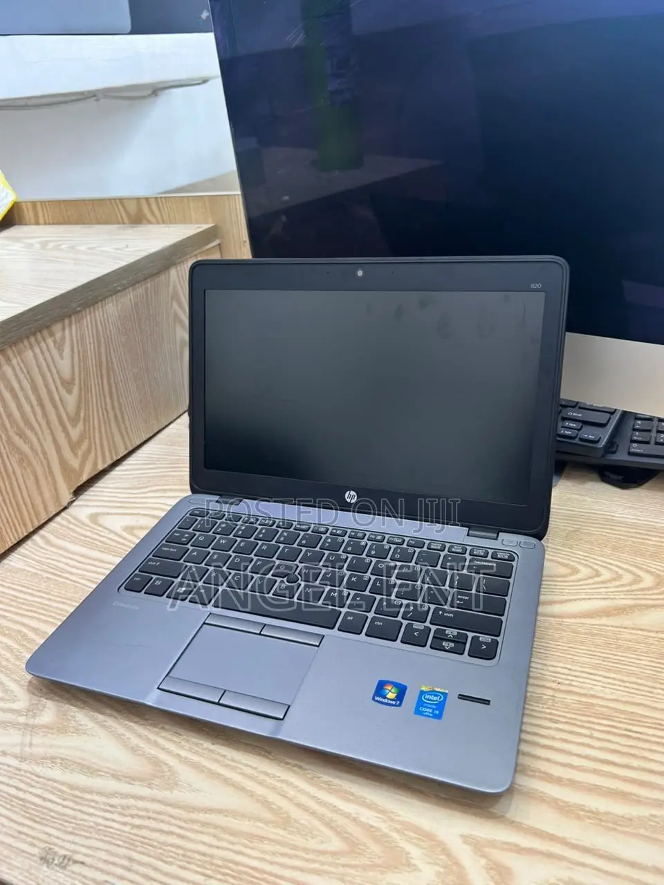 Laptop HP EliteBook 820 G1 8GB Intel Core i5 HDD+SSD 700GB