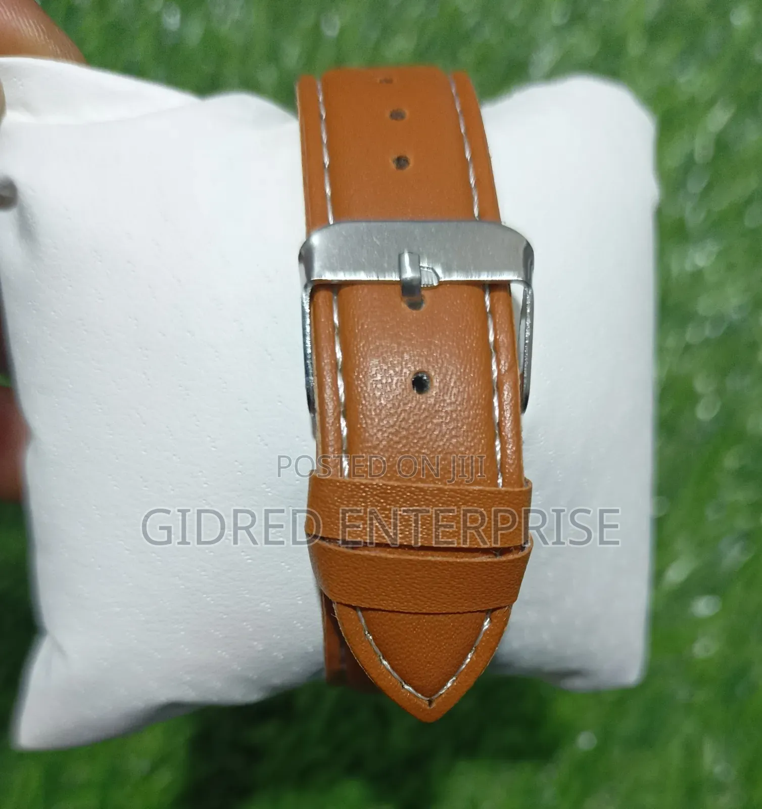 Casual and Fashionable Quartz Wristwatch