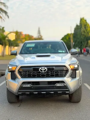 Toyota Tacoma TRD Pro Double Cab 4WD 5.0 ft. SB (Hybrid) 2025 Gray