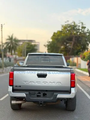Toyota Tacoma TRD Pro Double Cab 4WD 5.0 ft. SB (Hybrid) 2025 Gray