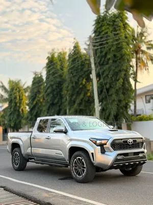Toyota Tacoma TRD Pro Double Cab 4WD 5.0 ft. SB (Hybrid) 2025 Gray
