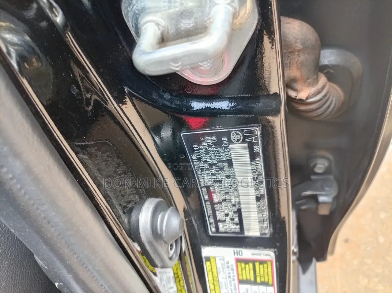 Toyota Corolla SE (1.8L 4cyl 6M) 2019 Black