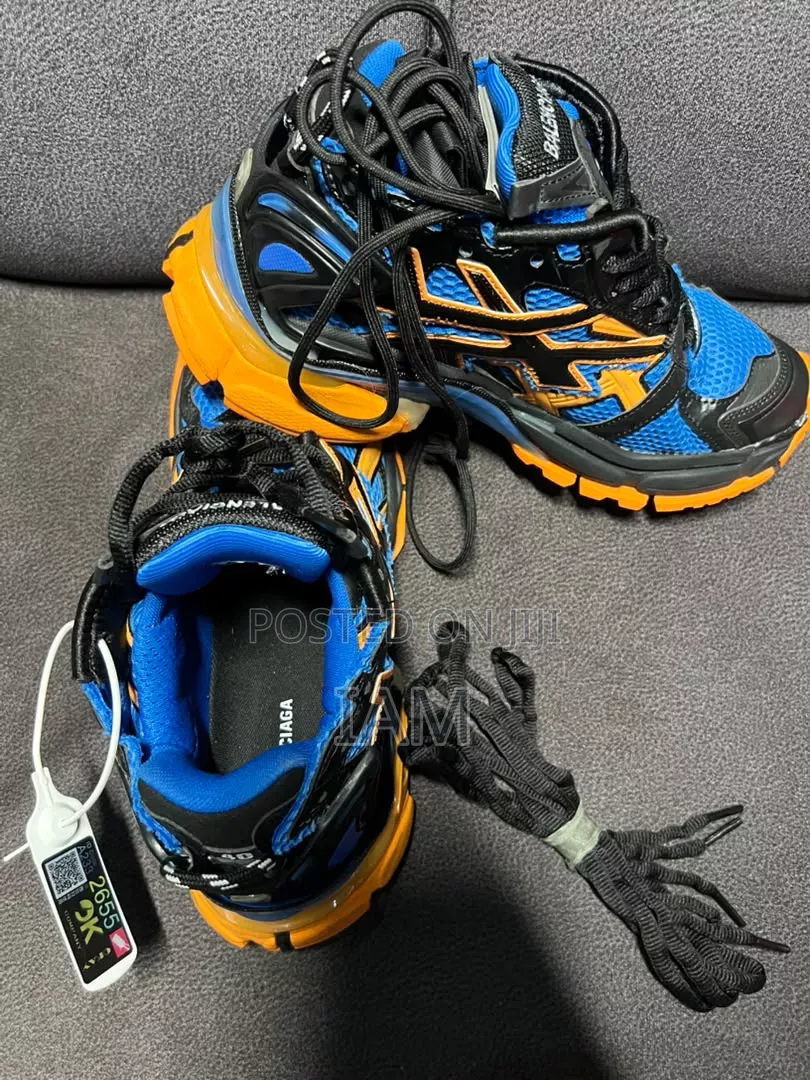 Balenciaga Runner Black and Orange 40-41