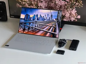 Laptop Dell Studio XPS 16 (1647) 16GB Intel Core Ultra 7 SSD 512GB