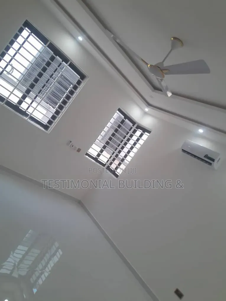 3bdrm House in Testimonial Building, Ghana Flag for sale