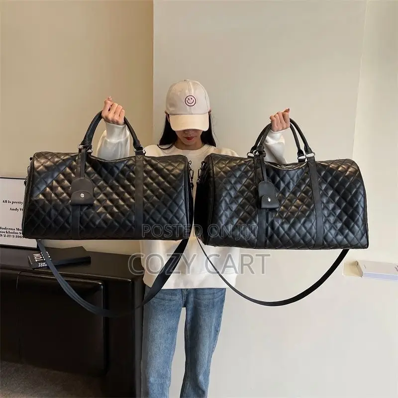 Leather Traveling Bag / Duffel Bag