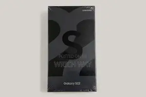New Samsung Galaxy S22 5G 128 GB Black