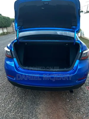Toyota Yaris 2020 Blue