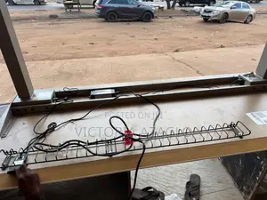 Electric Gaming Table / Office Table - Adjustable