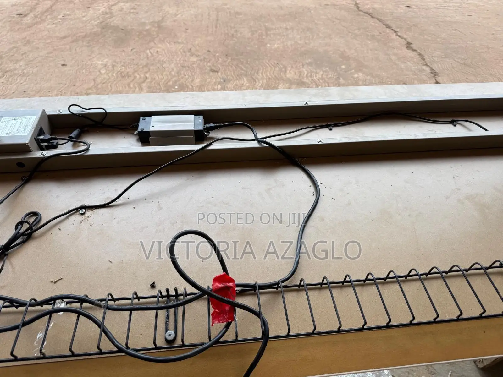 Electric Gaming Table / Office Table - Adjustable
