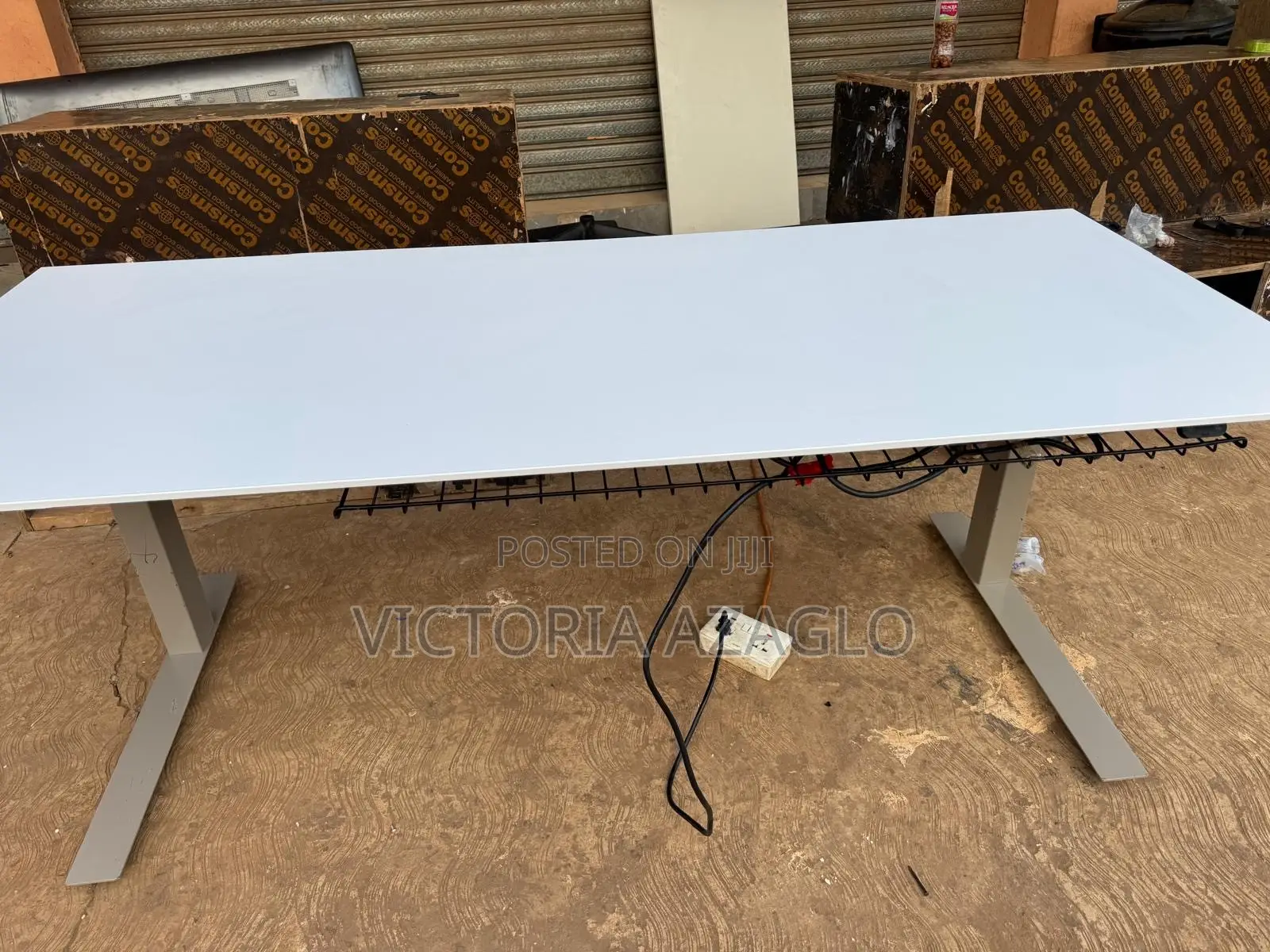 Electric Gaming Table / Office Table - Adjustable