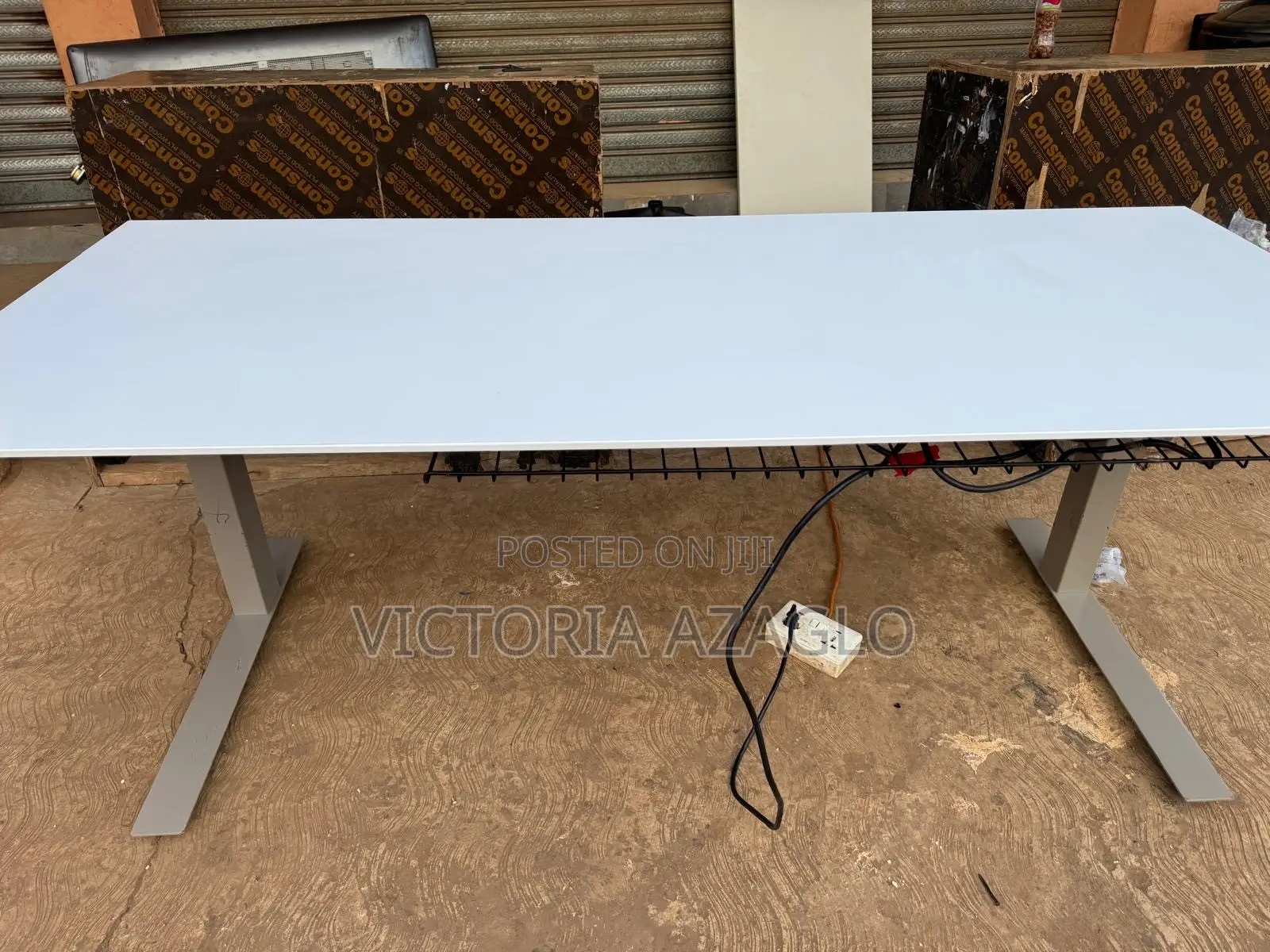 Electric Gaming Table / Office Table - Adjustable