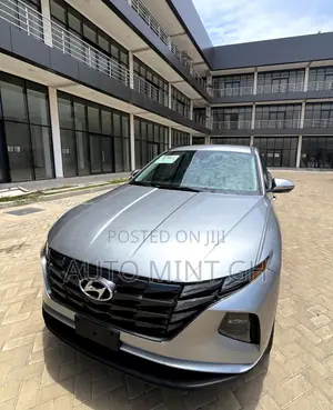 Hyundai Tucson SEL 2023 Silver