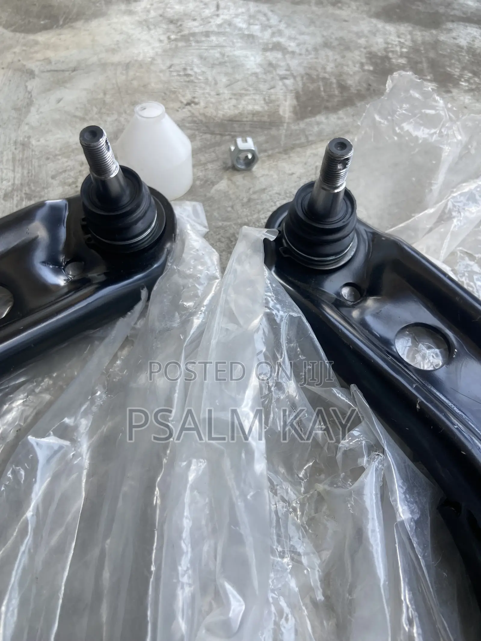 Yaris / Vitz 2007,2008,2009,2010,2011,2012,2013,2014,2015 Lower Arm