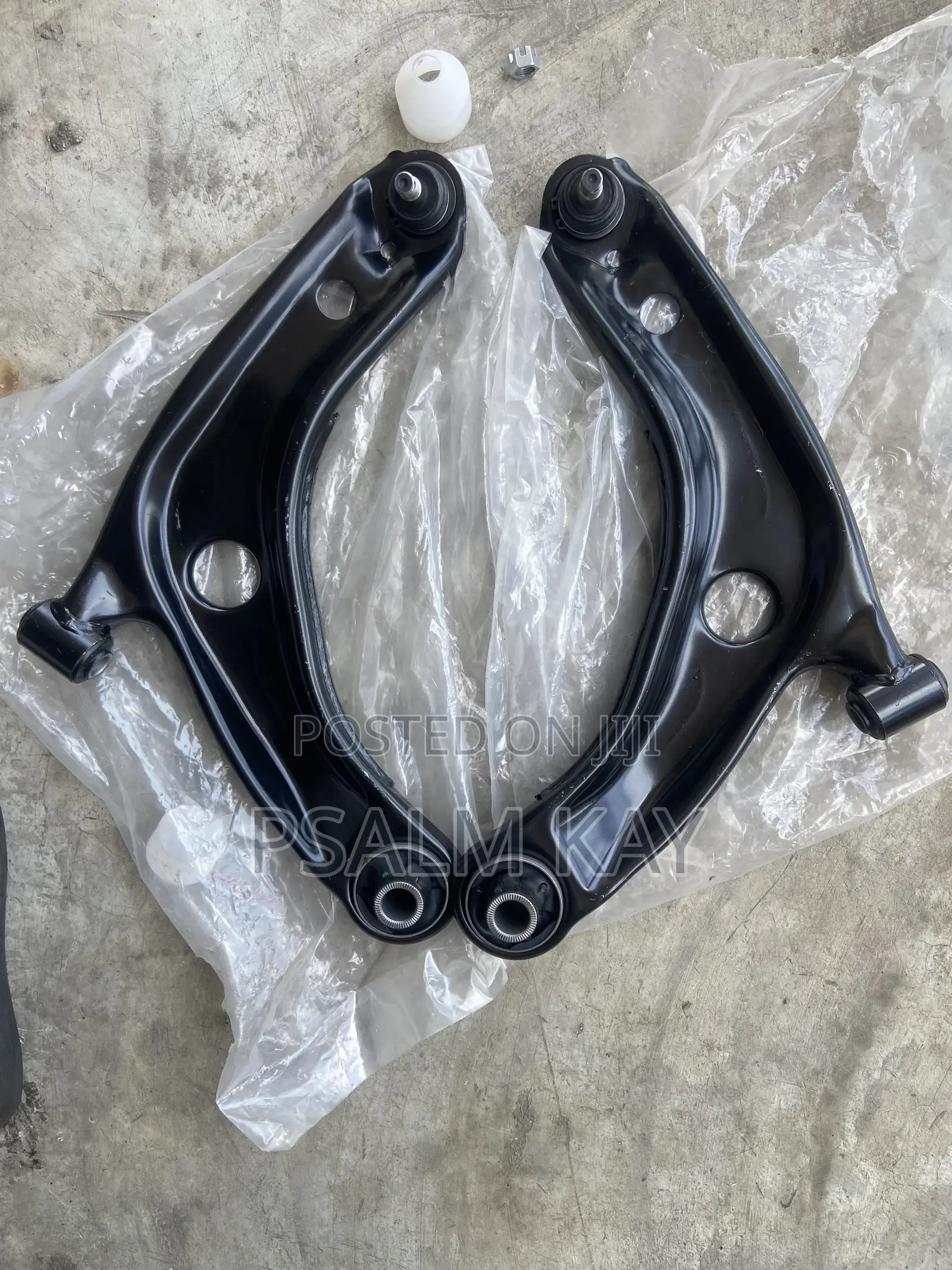 Yaris / Vitz 2007,2008,2009,2010,2011,2012,2013,2014,2015 Lower Arm
