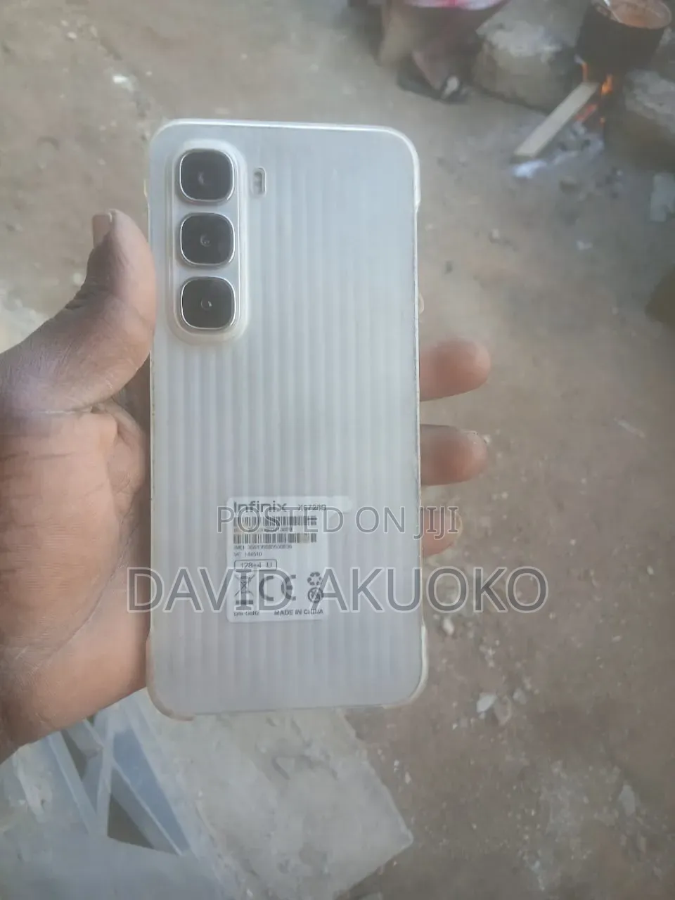 Infinix Hot 60i 128 GB White