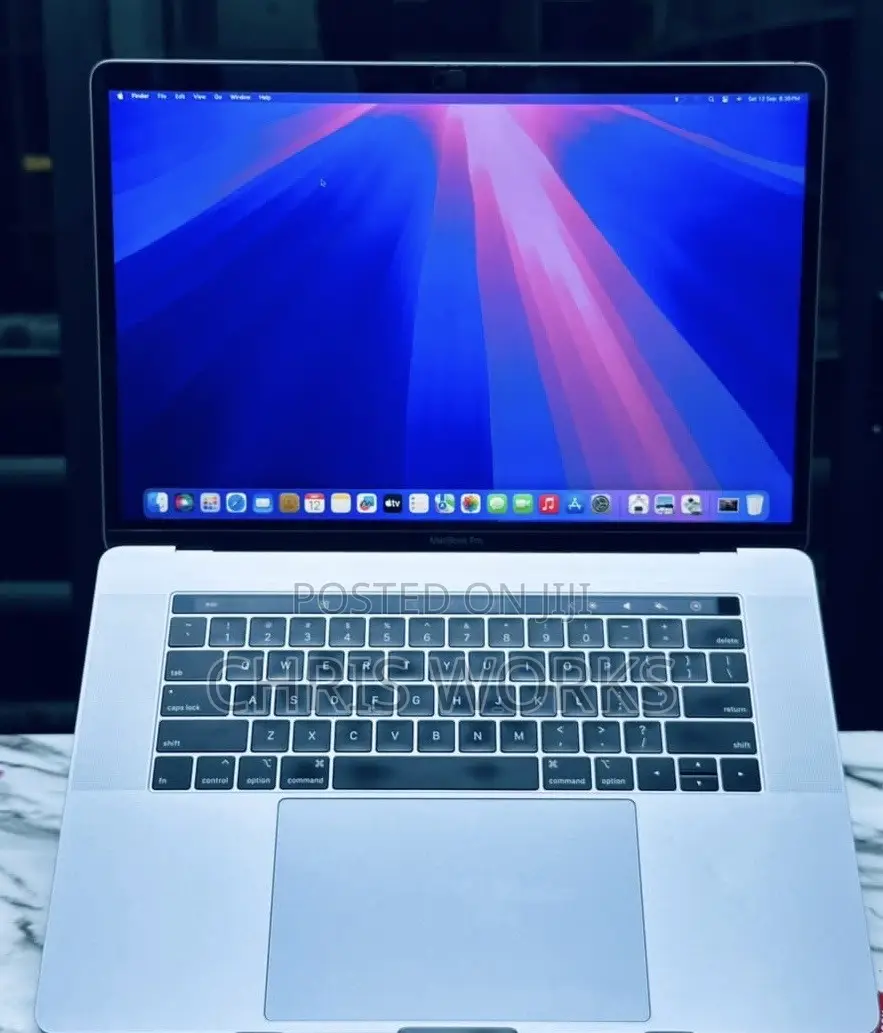 Laptop Apple MacBook Pro 2019 16GB Intel Core i7 SSD 256GB