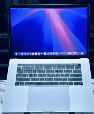 Laptop Apple MacBook Pro 2019 16GB Intel Core i7 SSD 256GB
