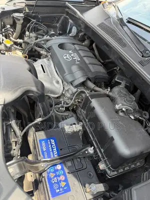 Toyota Highlander SE 2012 Black
