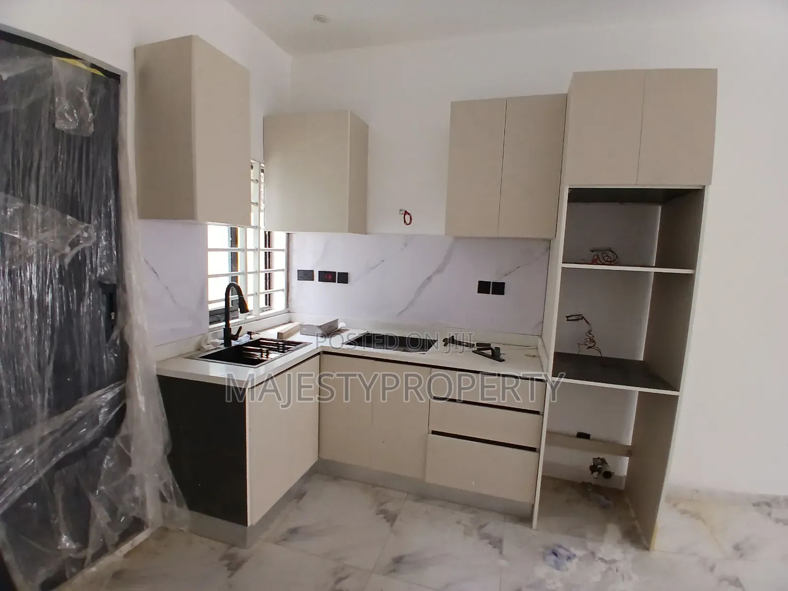 2bdrm House in Ashaley Botwe School for sale