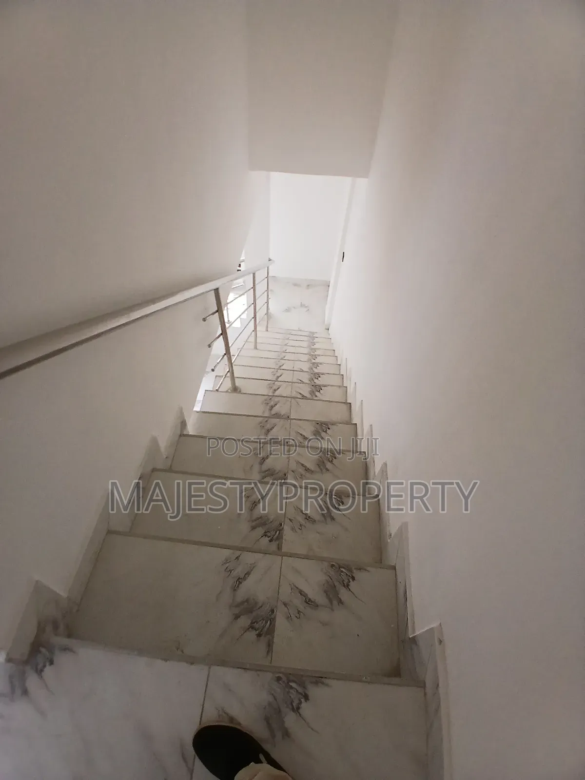 2bdrm House in Ashaley Botwe School for sale