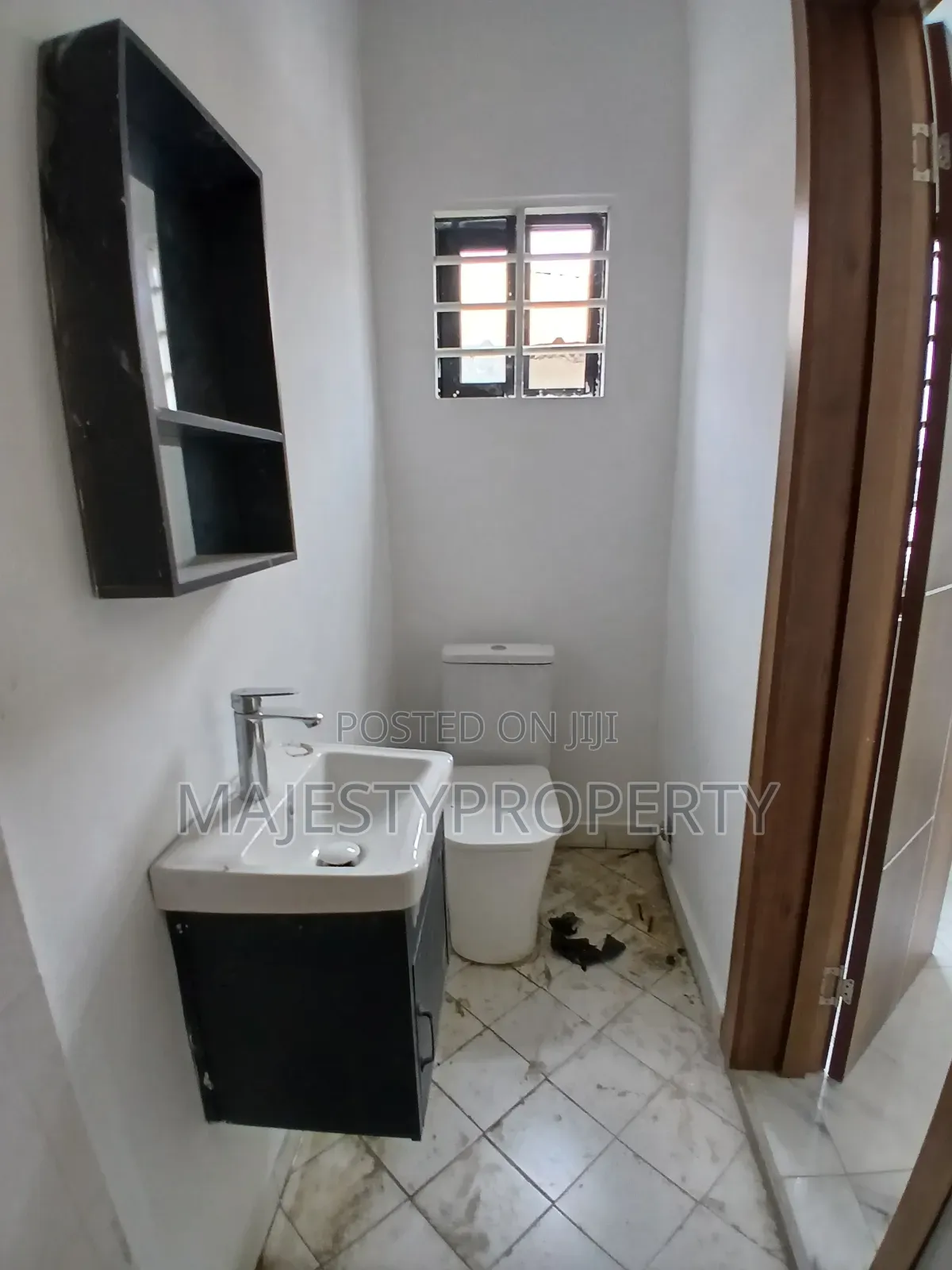 2bdrm House in Ashaley Botwe School for sale