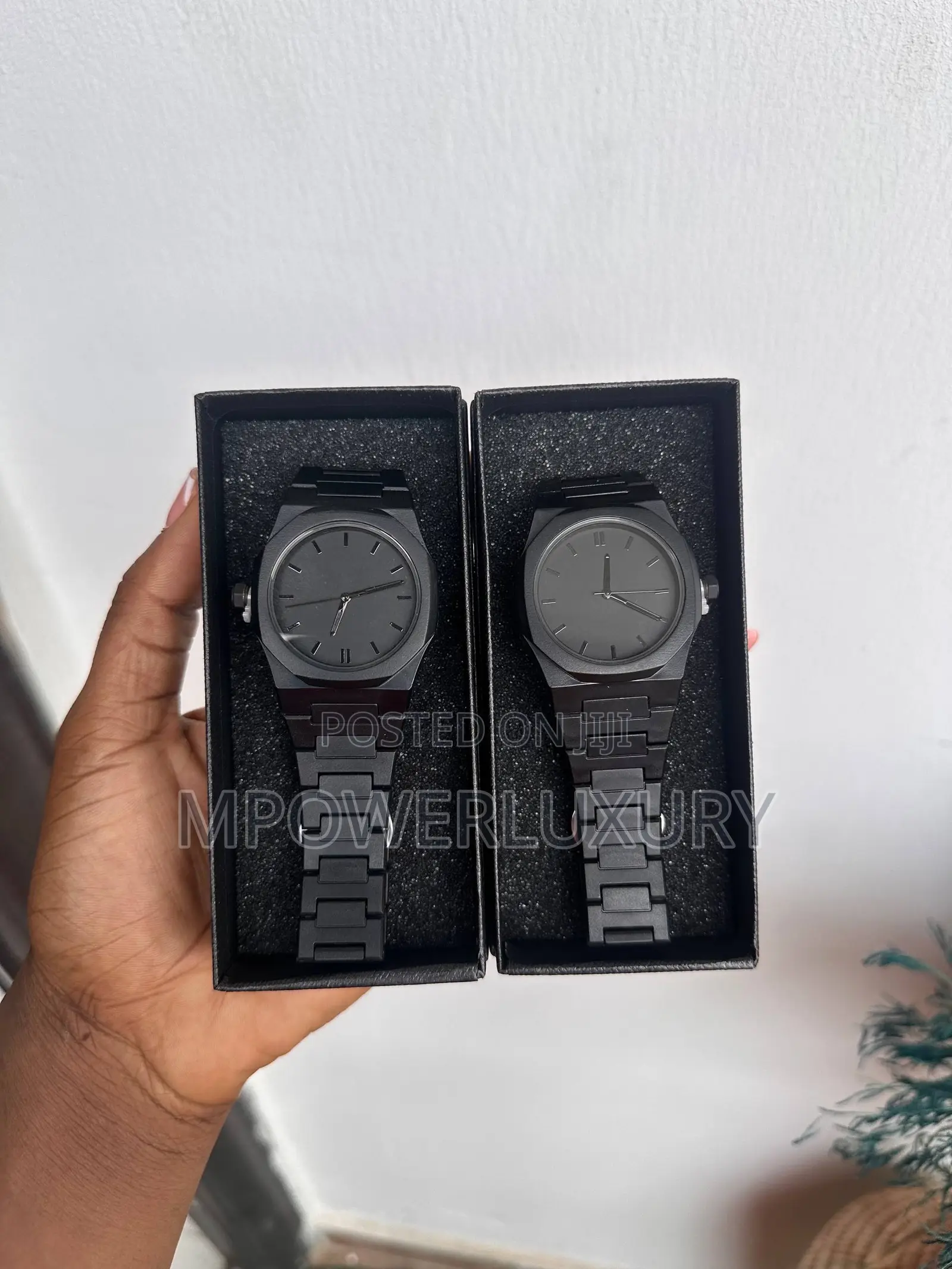 Valence Aura Black