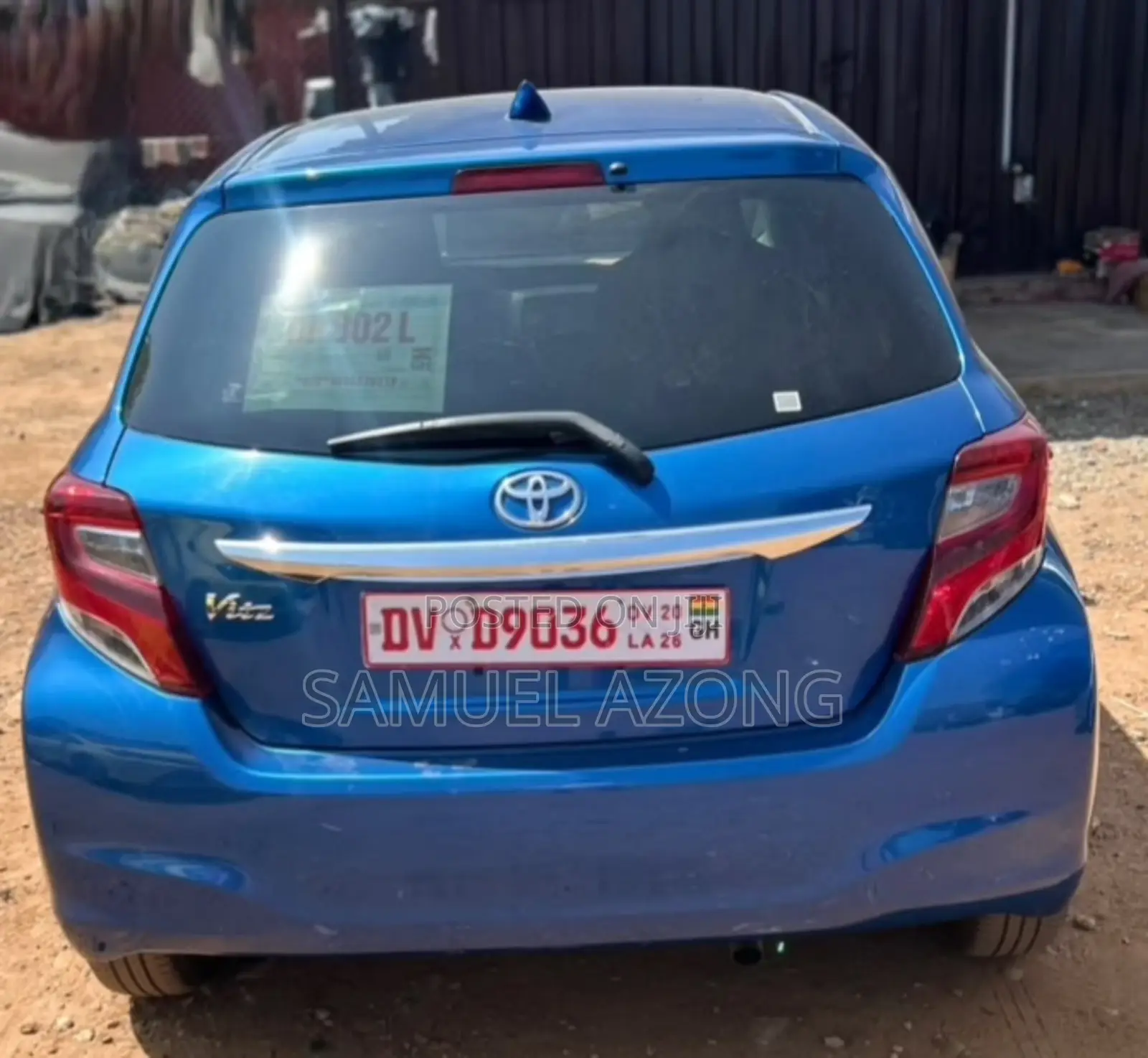 Toyota Vitz 1.3 AWD 3dr 2015 Blue