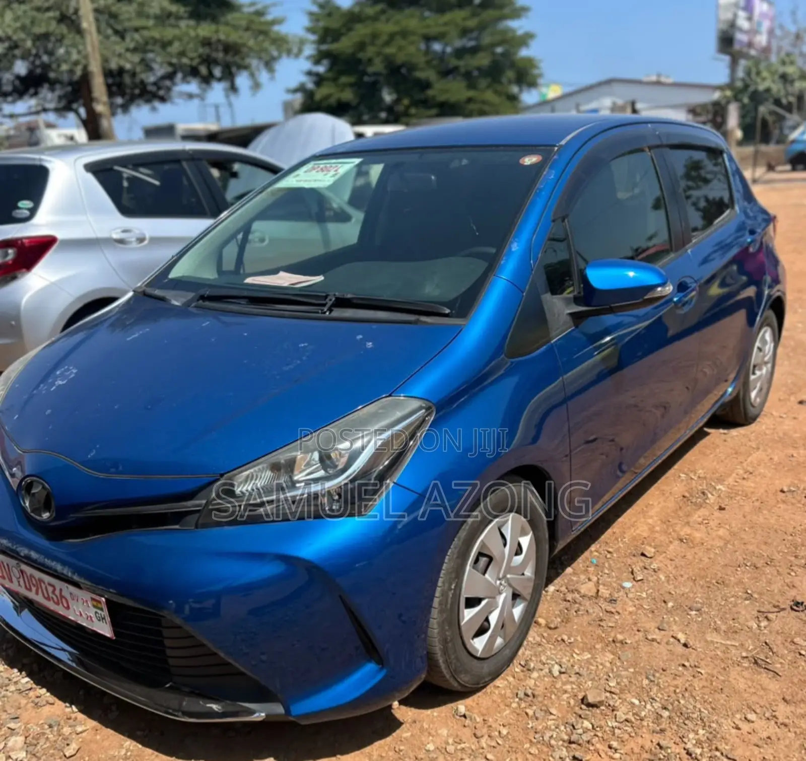 Toyota Vitz 1.3 AWD 3dr 2015 Blue