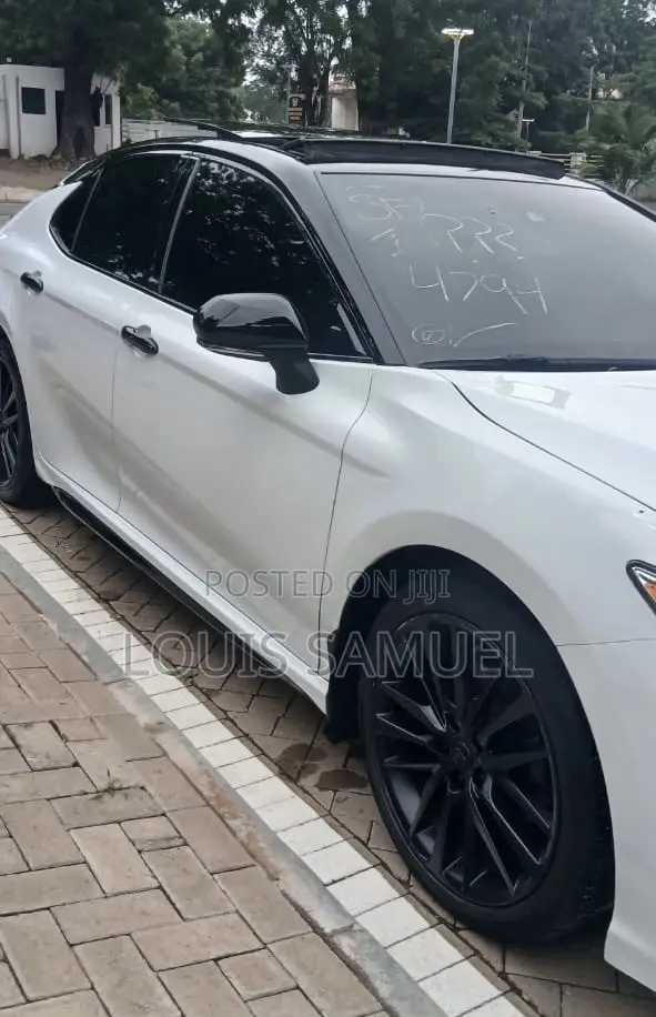 Toyota Camry 2020 White