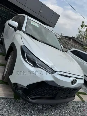 Toyota Frontlander 2.0 Petrol FWD 2022 White