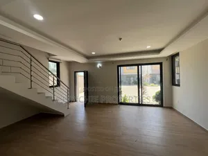 3bdrm Townhouse / Terrace in Tse-Addo, Tseaddo for rent