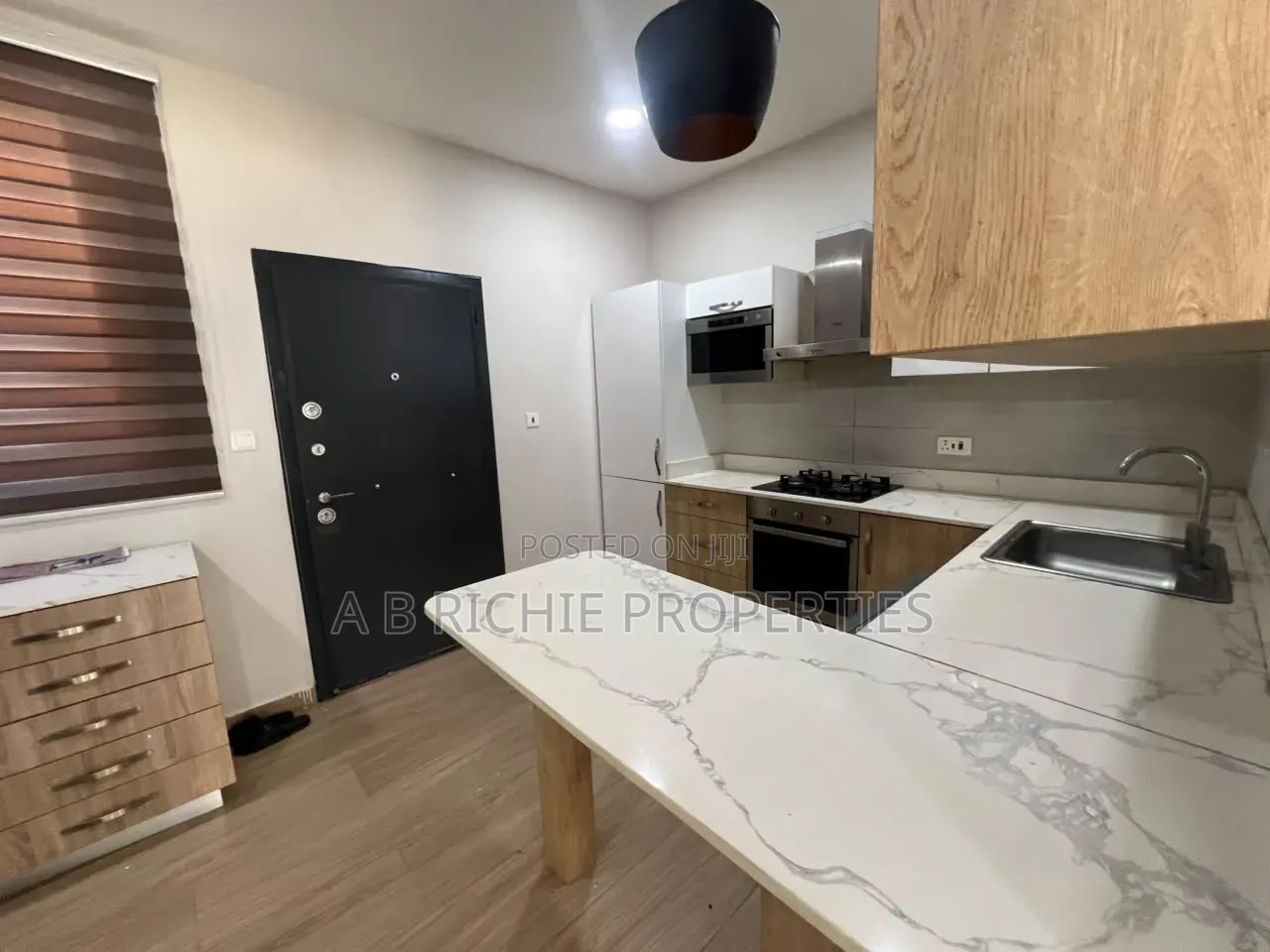 3bdrm Townhouse / Terrace in Tse-Addo, Tseaddo for rent