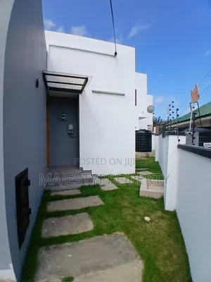 2bdrm House in Okpoigonor, Coca Cola for rent