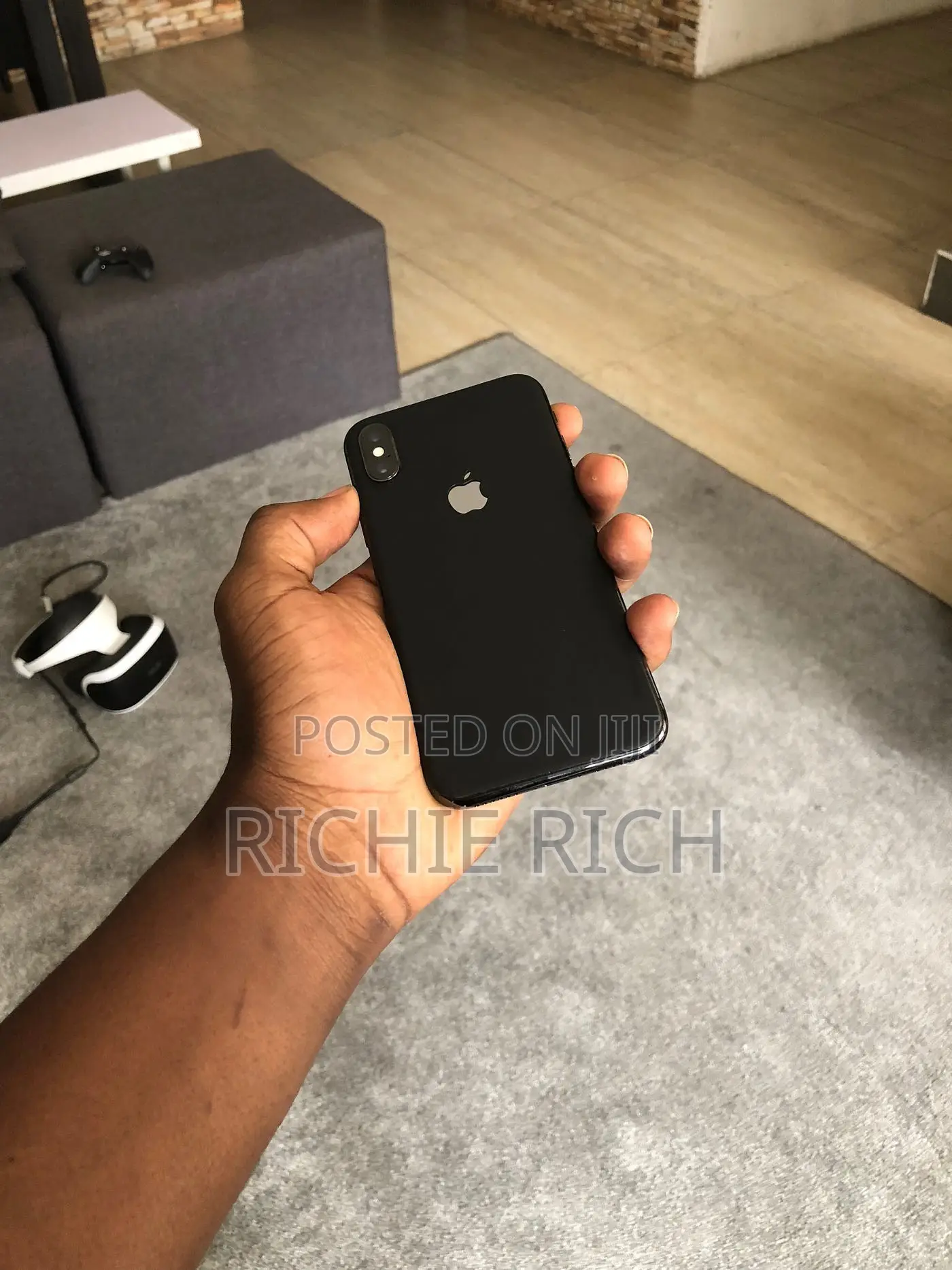 Apple iPhone X 64 GB Black