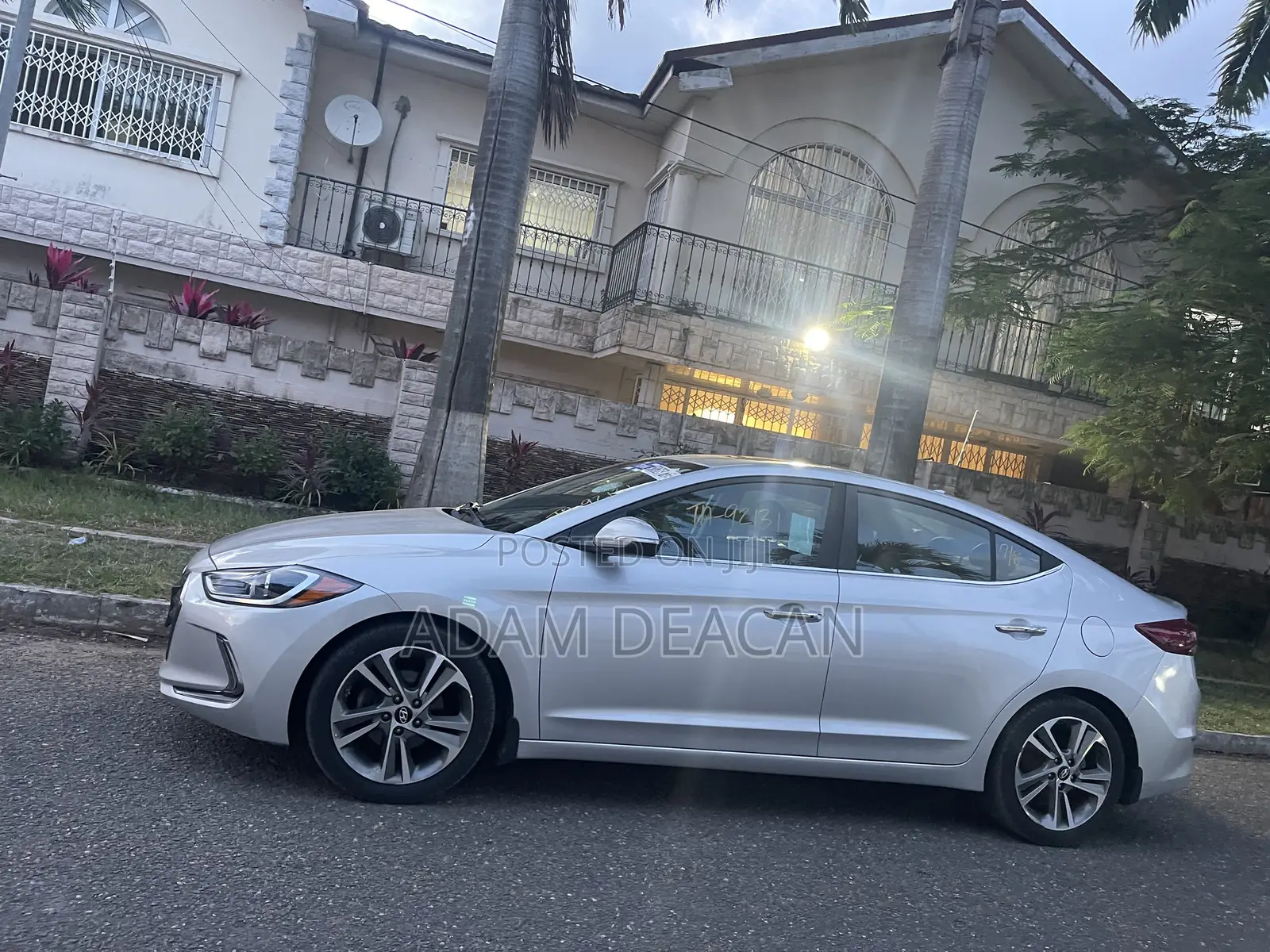 Hyundai Elantra Limited 2018 Silver