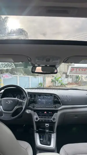 Hyundai Elantra Limited 2018 Silver