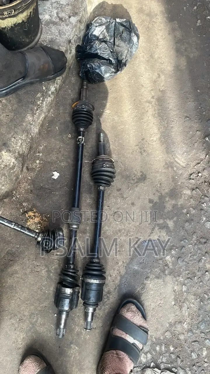 Outlander 2012-2013,2015,2016,2017,2018,2019 Drive Shaft / CV Axle