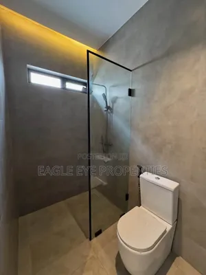 3bdrm House in Lake Side Estate for sale